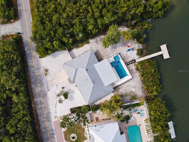 910 BAYSHORE DRIVE, Terra Ceia, FL 34250