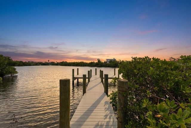 910 BAYSHORE DRIVE, Terra Ceia, FL 34250