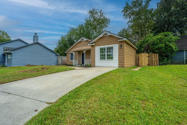 8201 Timberidge Court, North Charleston, SC 29420