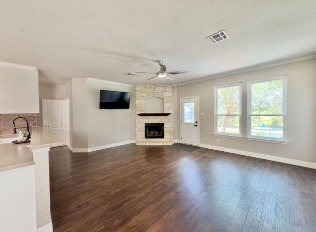 17821 Floribundas, Elgin, TX 78621
