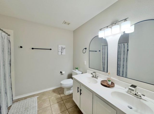17821 Floribundas, Elgin, TX 78621