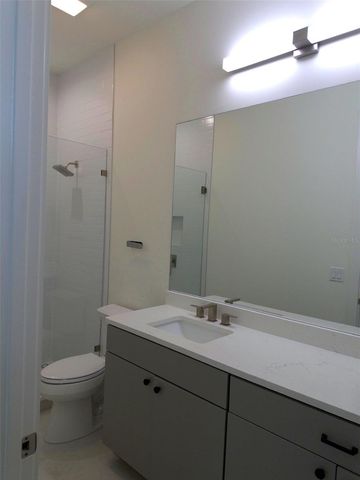 5104 W EVELYN DRIVE, Tampa, FL 33609