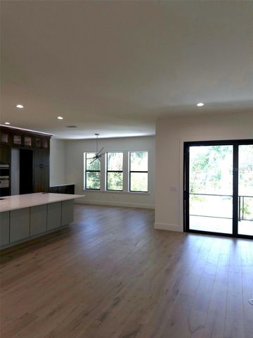 5104 W EVELYN DRIVE, Tampa, FL 33609