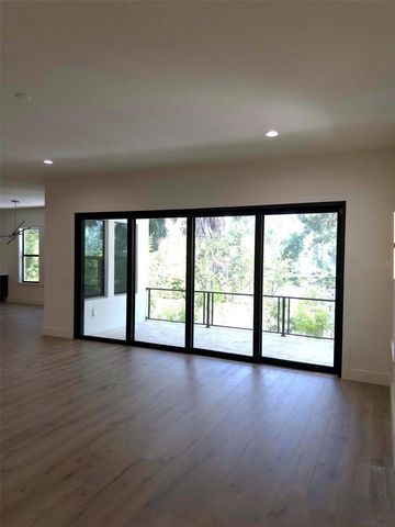 5104 W EVELYN DRIVE, Tampa, FL 33609