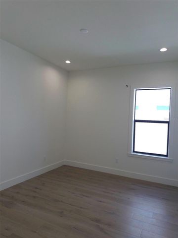 5104 W EVELYN DRIVE, Tampa, FL 33609