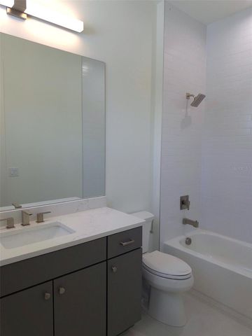 5104 W EVELYN DRIVE, Tampa, FL 33609