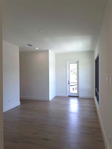 5104 W EVELYN DRIVE, Tampa, FL 33609