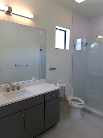 5104 W EVELYN DRIVE, Tampa, FL 33609