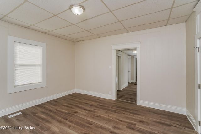 2715 Garland Ave, Louisville, KY 40211