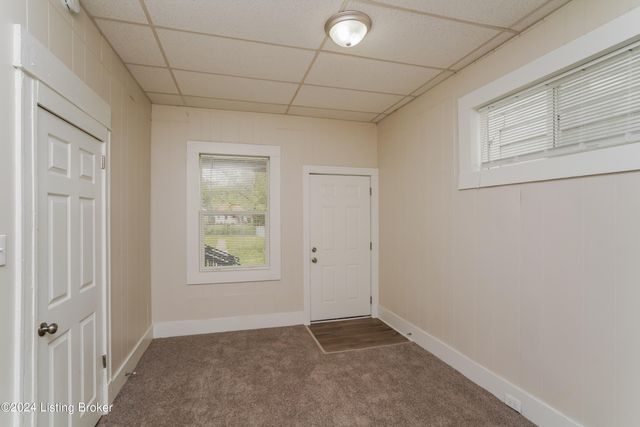 2715 Garland Ave, Louisville, KY 40211