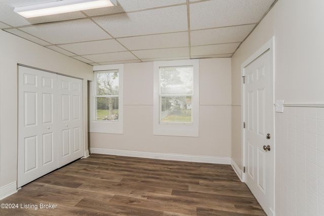 2715 Garland Ave, Louisville, KY 40211