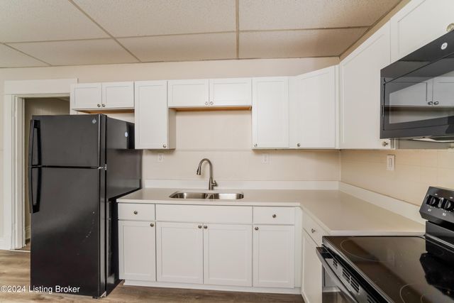 2715 Garland Ave, Louisville, KY 40211