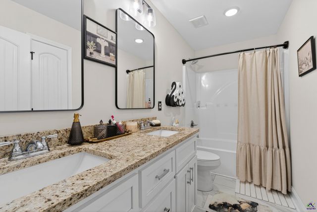 103 Anna Claire Way, Perry, GA 31069