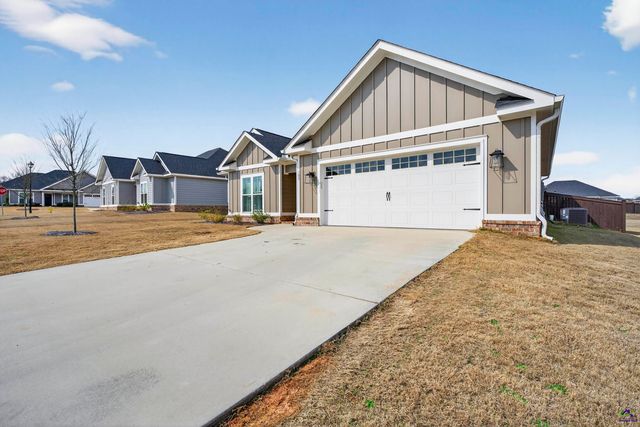 103 Anna Claire Way, Perry, GA 31069