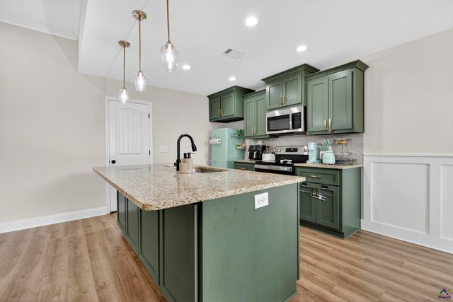 103 Anna Claire Way, Perry, GA 31069