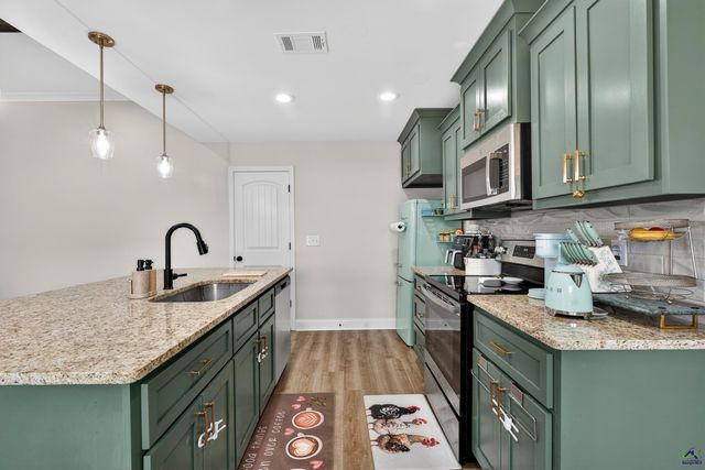 103 Anna Claire Way, Perry, GA 31069