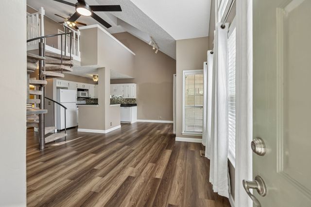129 Cherry Hill Dr Apt 16C, Hendersonville, TN 37075