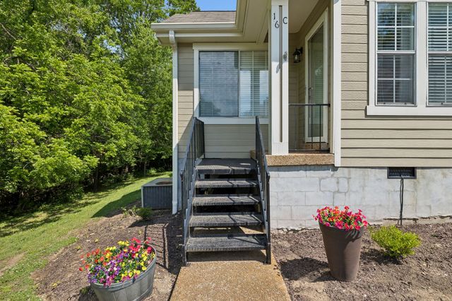 129 Cherry Hill Dr Apt 16C, Hendersonville, TN 37075