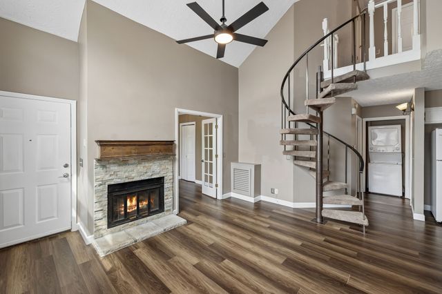 129 Cherry Hill Dr Apt 16C, Hendersonville, TN 37075
