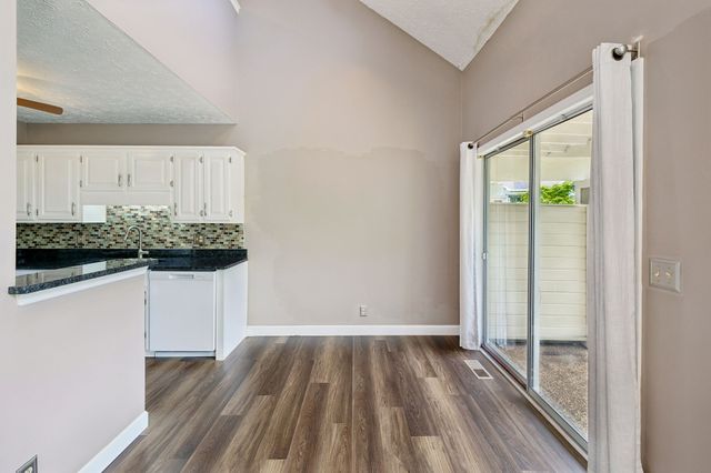 129 Cherry Hill Dr Apt 16C, Hendersonville, TN 37075