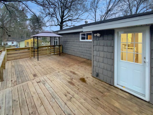 8323 Oak Drive, Chattanooga, TN 37421