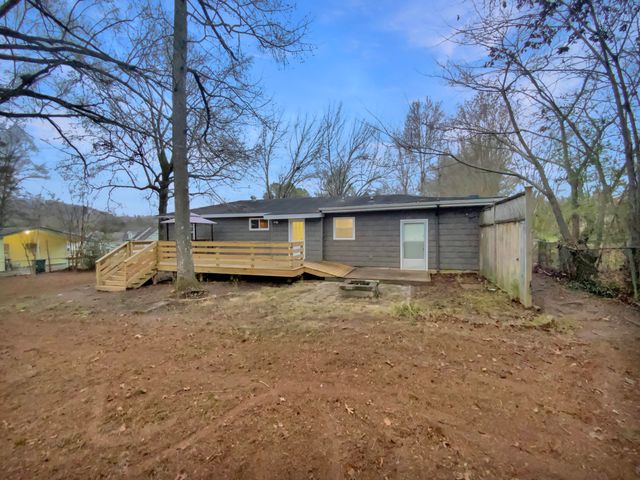 8323 Oak Drive, Chattanooga, TN 37421