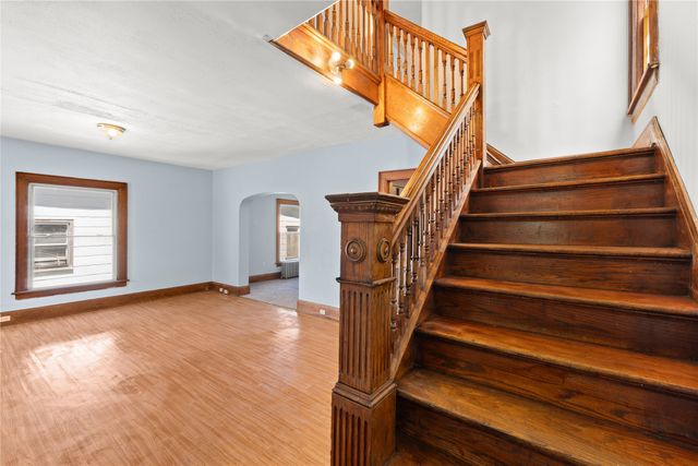 2205 WAYNE Street, Erie, PA 16503