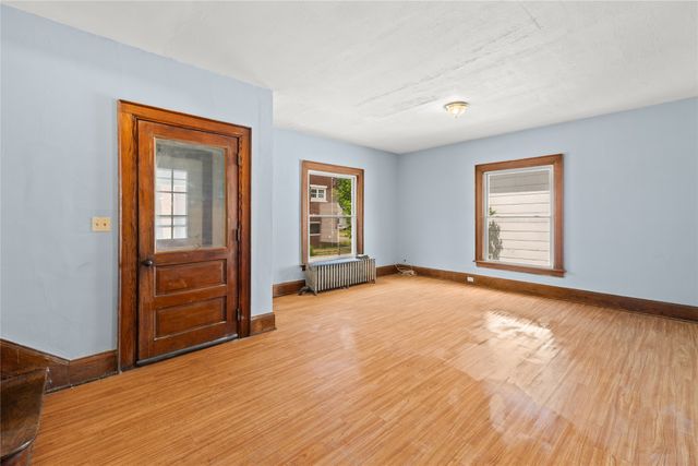 2205 WAYNE Street, Erie, PA 16503