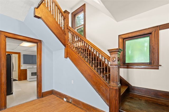 2205 WAYNE Street, Erie, PA 16503