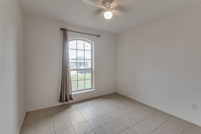 1939 Naira Drive, Dallas, TX 75217