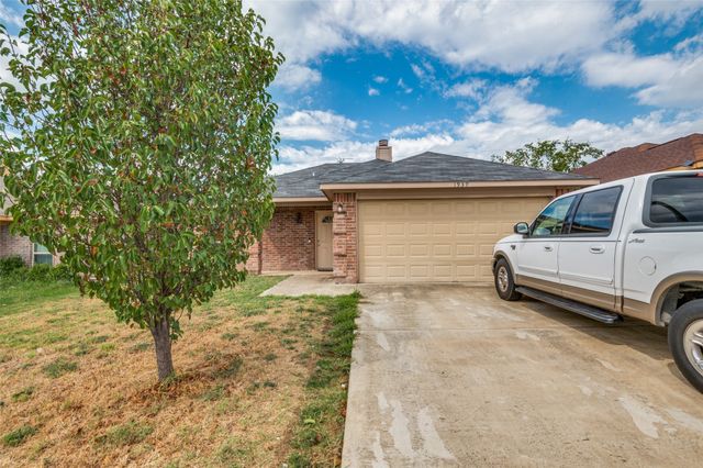 1939 Naira Drive, Dallas, TX 75217