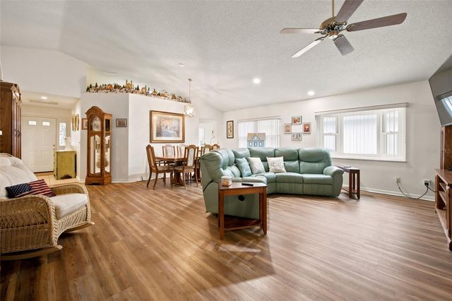 9201 SW 91ST CIRCLE, Ocala, FL 34481