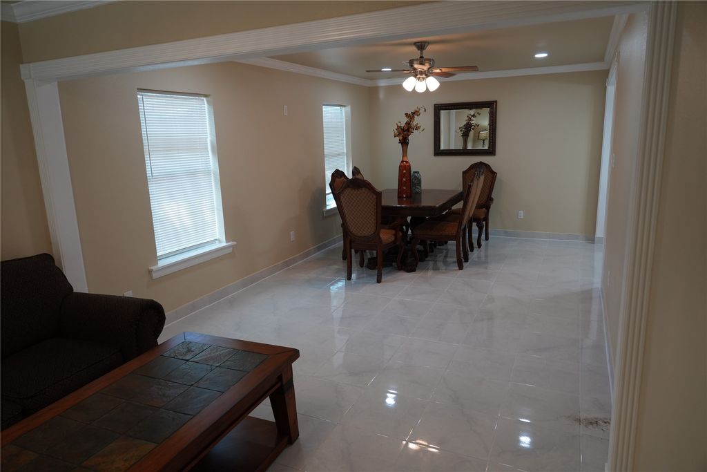 2313 N Riverside Drive, Fort Worth, TX 76111 — photo 4
