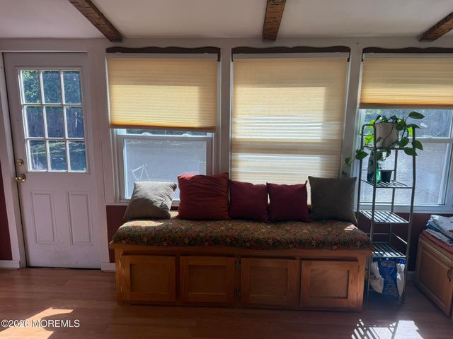 652 Holly Lane, North Brunswick, NJ 08902