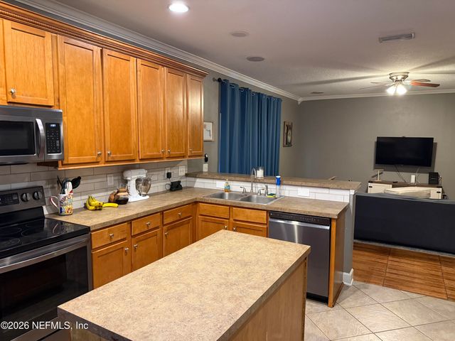 12404 CADLEY Circle, Jacksonville, FL 32219