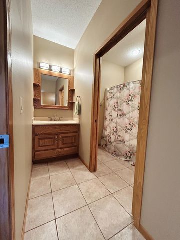 39234 335th Avenue SE, Fosston, MN 56542