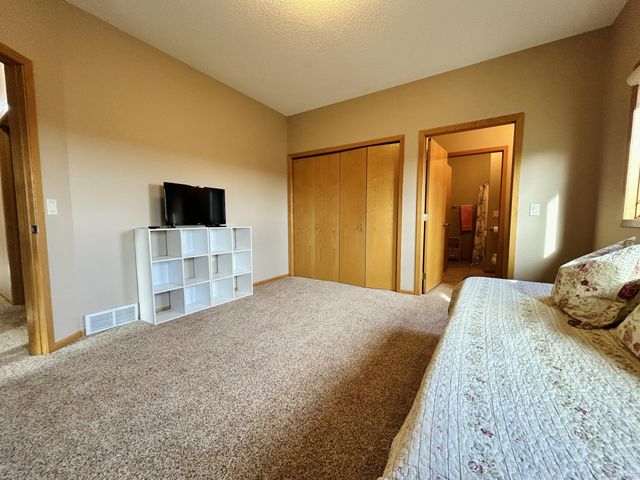 39234 335th Avenue SE, Fosston, MN 56542