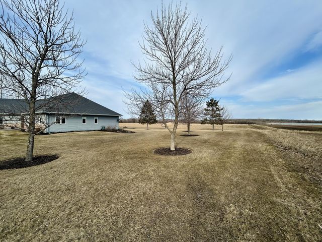 39234 335th Avenue SE, Fosston, MN 56542