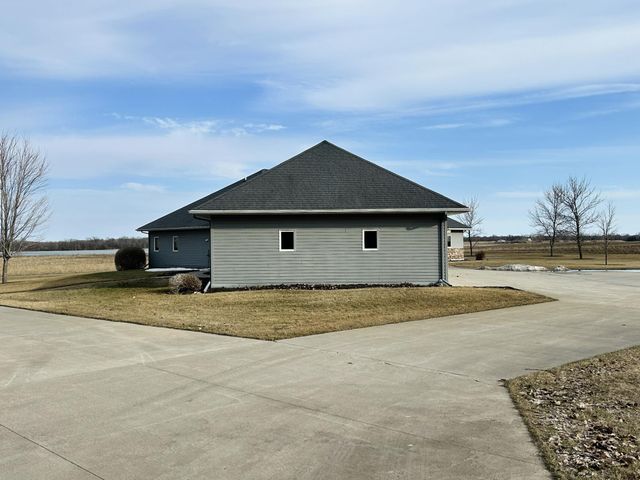 39234 335th Avenue SE, Fosston, MN 56542