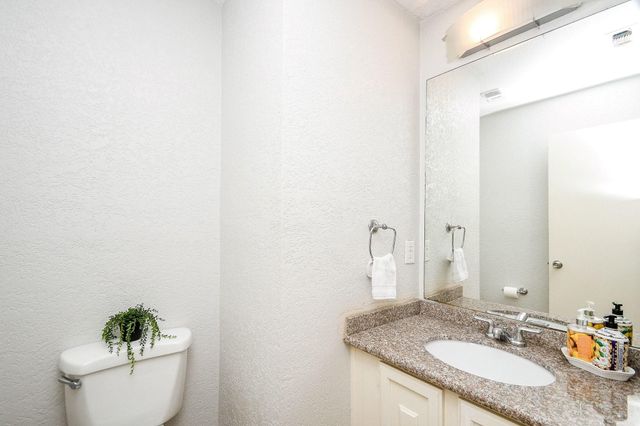 1116 Bering Drive 4, Houston, TX 77057