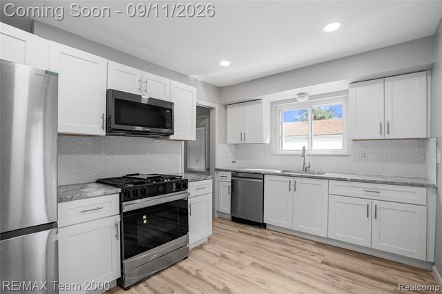 14141 Rockland Street, Redford, MI 48239