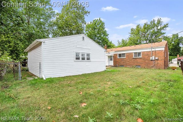 14141 Rockland Street, Redford, MI 48239