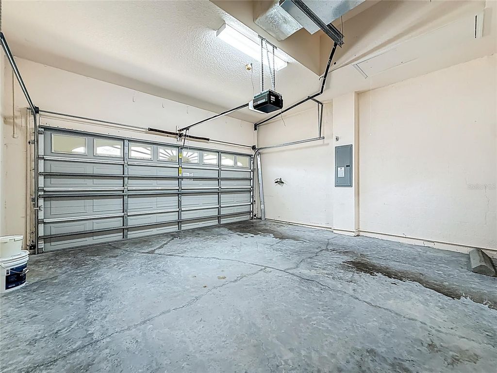 Image 53 of property listing at 12014 TOURNAMENT VIEW AVENUE, New Port Richey, FL 34654