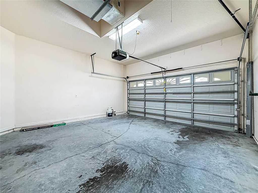 Image 55 of property listing at 12014 TOURNAMENT VIEW AVENUE, New Port Richey, FL 34654