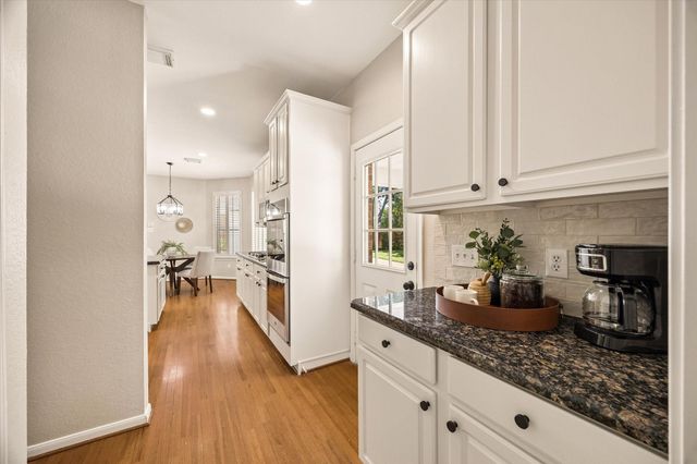 7535 Guinevere Drive, Sugar Land, TX 77479