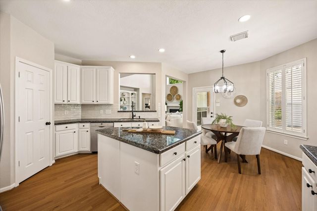 7535 Guinevere Drive, Sugar Land, TX 77479