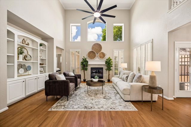 7535 Guinevere Drive, Sugar Land, TX 77479