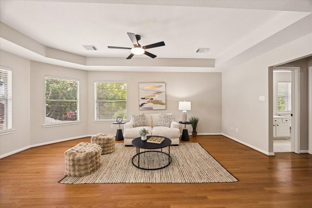 7535 Guinevere Drive, Sugar Land, TX 77479