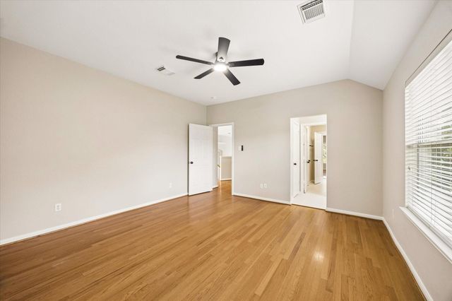 7535 Guinevere Drive, Sugar Land, TX 77479