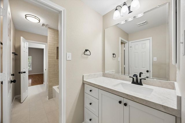 7535 Guinevere Drive, Sugar Land, TX 77479